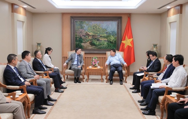Vietnam welcomes Chinese investment in smart urban development: Deputy PM